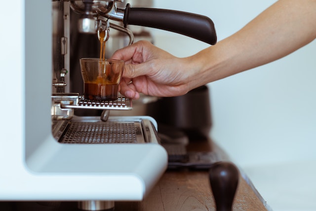 make-habit-to-clean-a-nespresso-machine