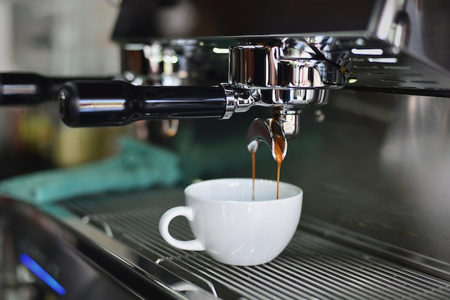 avkalkning-nespresso-maskin