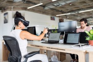 augmented-and-virtual-reality-as-software-development-technologies