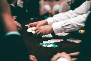 how-to-become-a-better-short-deck-poker-player-in-no-time.