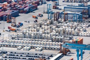 choosing-the-right-freight-forwarder-for-london-exporters